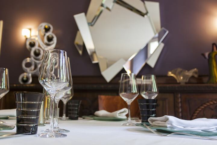 Dining 47 of 63