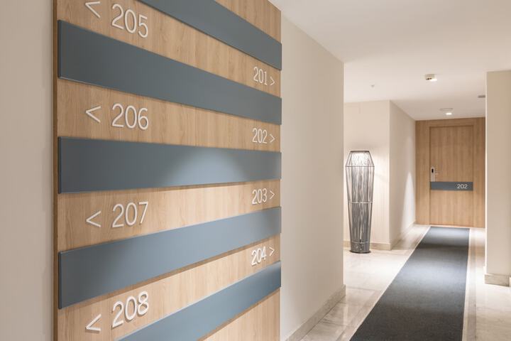 Ballroom/Hall 79 of 94