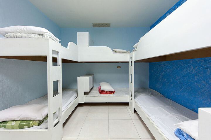 Room 55 of 68