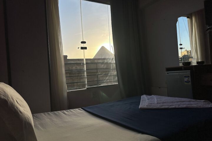 Room 4 of 33
