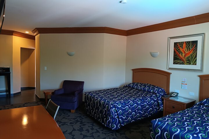 Room 21 of 77