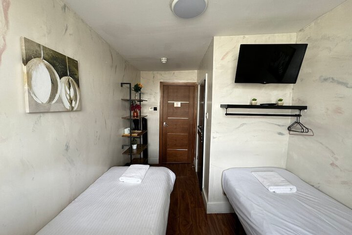 Room 136 of 234