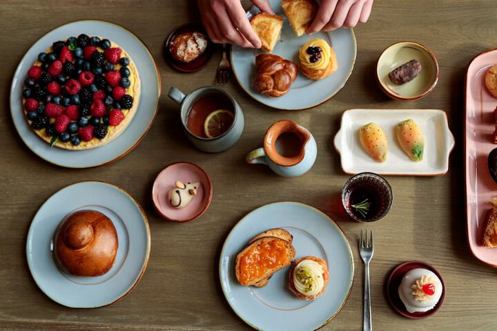 Breakfast/Coffee Service 81 of 114