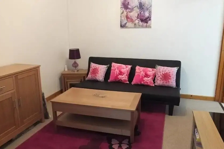 Room 2 of 13