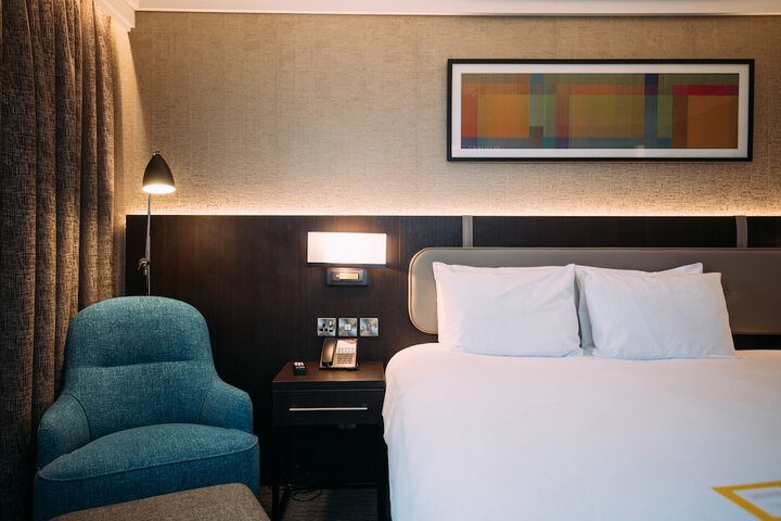 Room 11 of 155