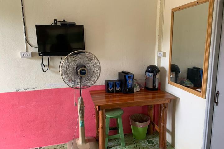 Room 12 of 26