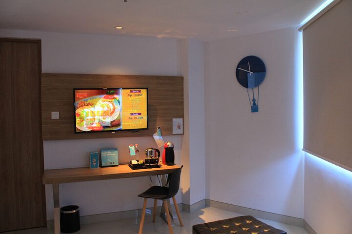 Room 21 of 53