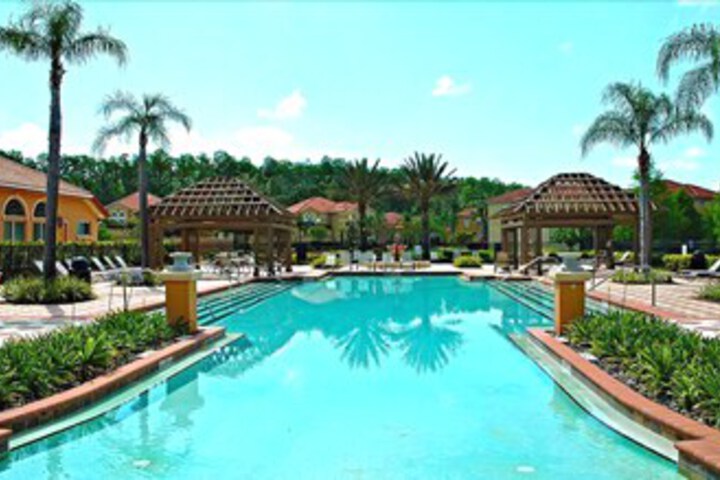 Pool 18 of 36