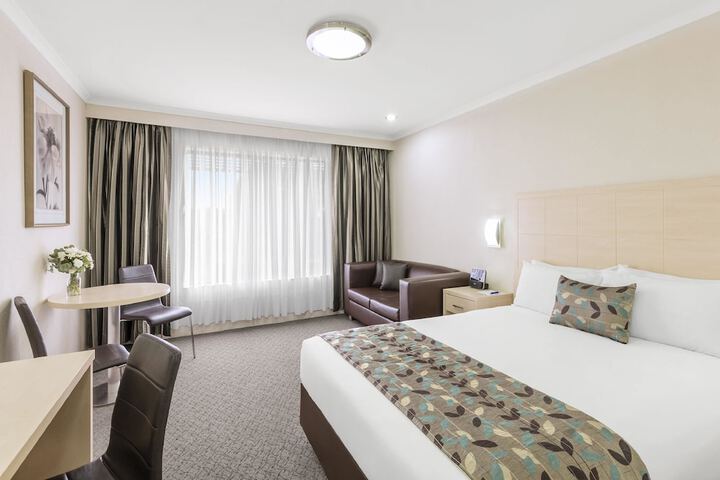 Room 4 of 29
