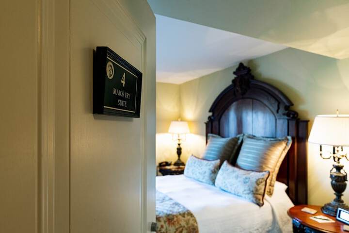 Room 13 of 91