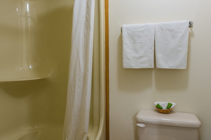 Room 35 of 59