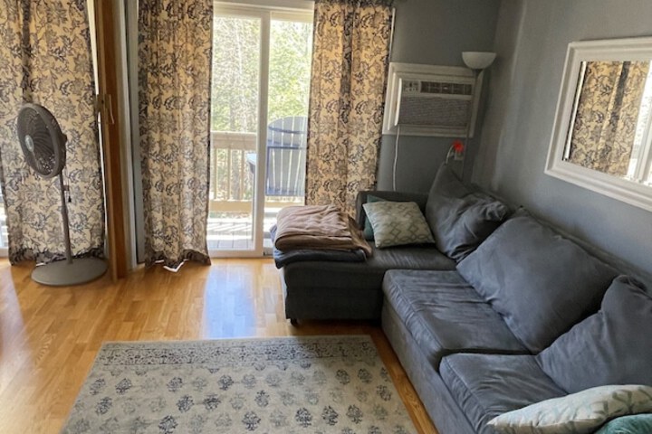 Room 12 of 35