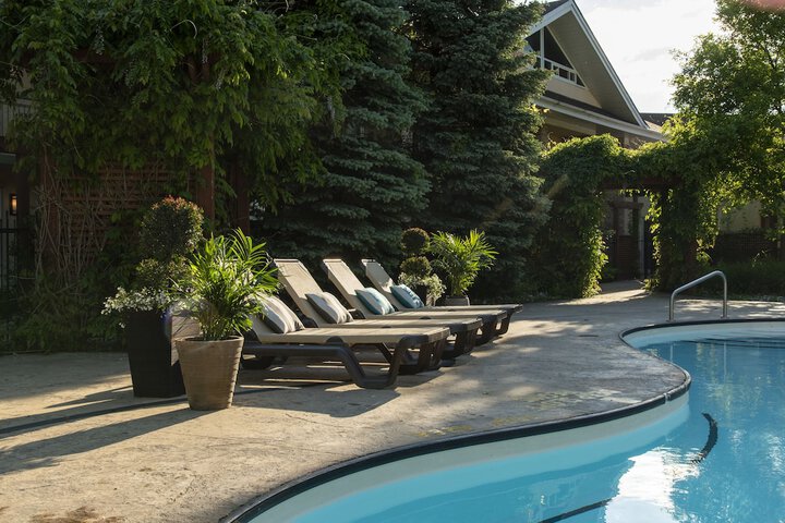 Pool 54 of 88
