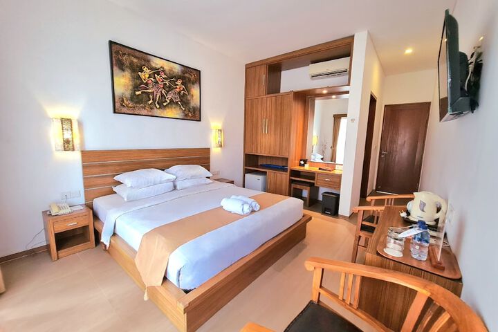 Room 14 of 94