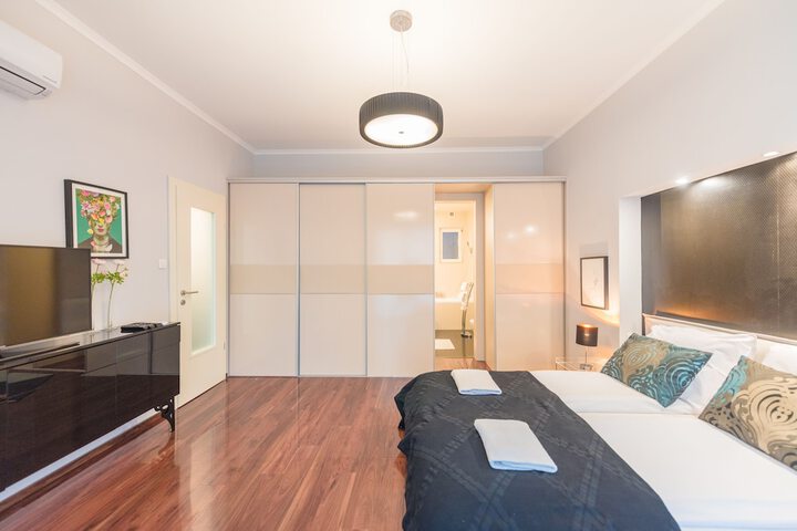 Room 50 of 55