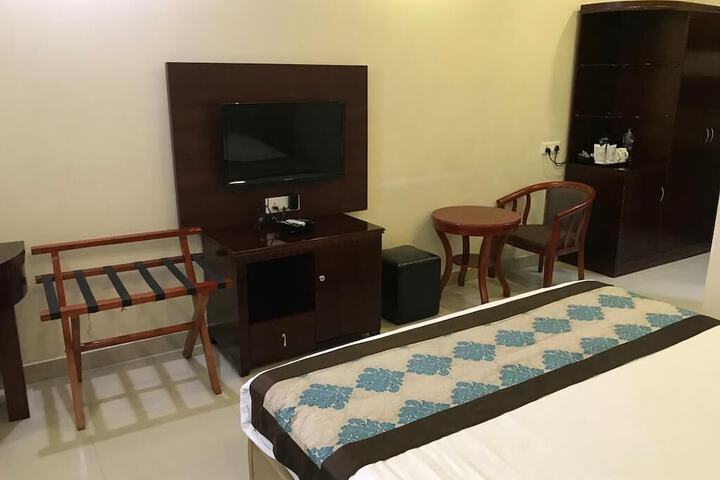 Room 14 of 46