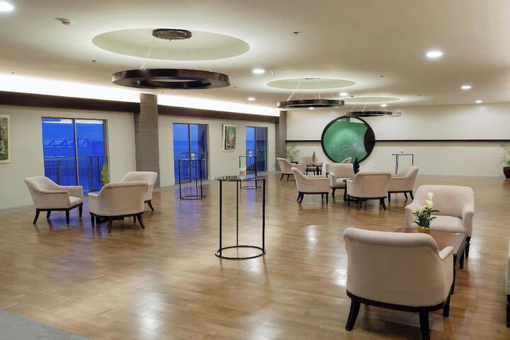 Hotel Interior 14 of 130