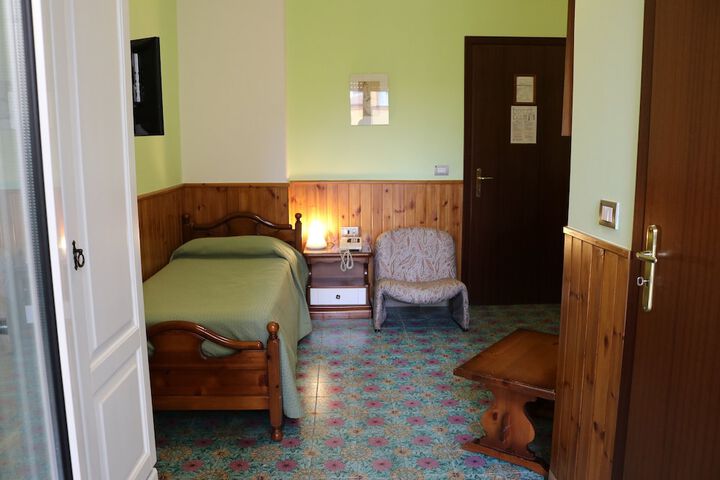 Room 29 of 63