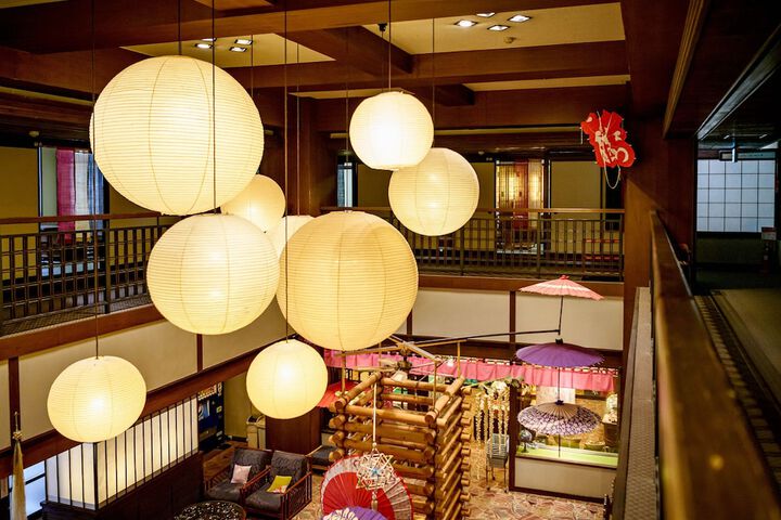 Hotel Lobby