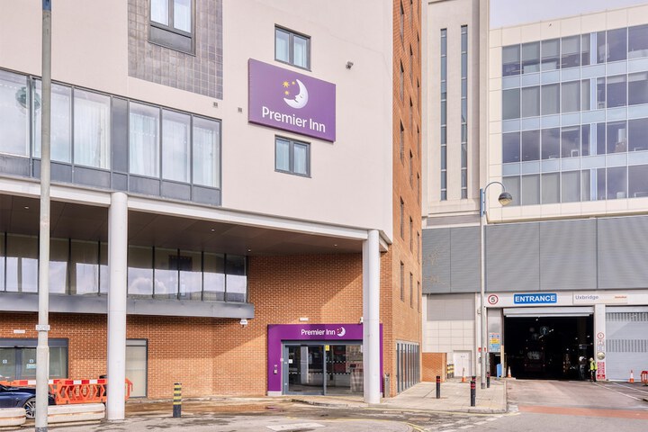 Premier Inn London Uxbridge Town Centre