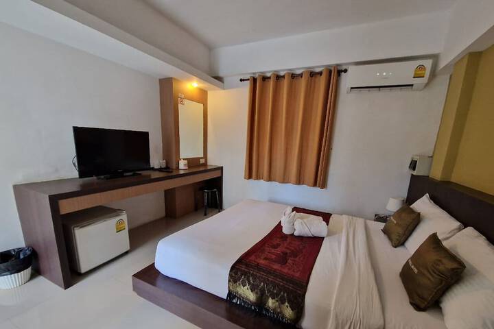 Room 15 of 47
