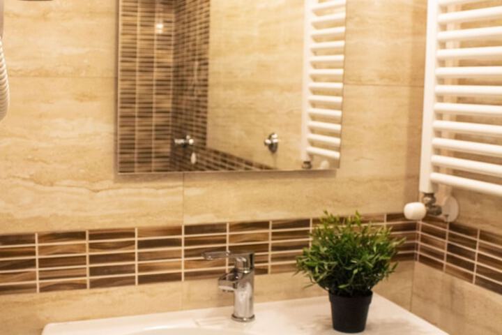 Clean Restrooms