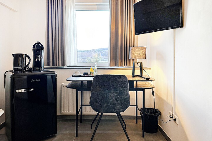 Room 75 of 179