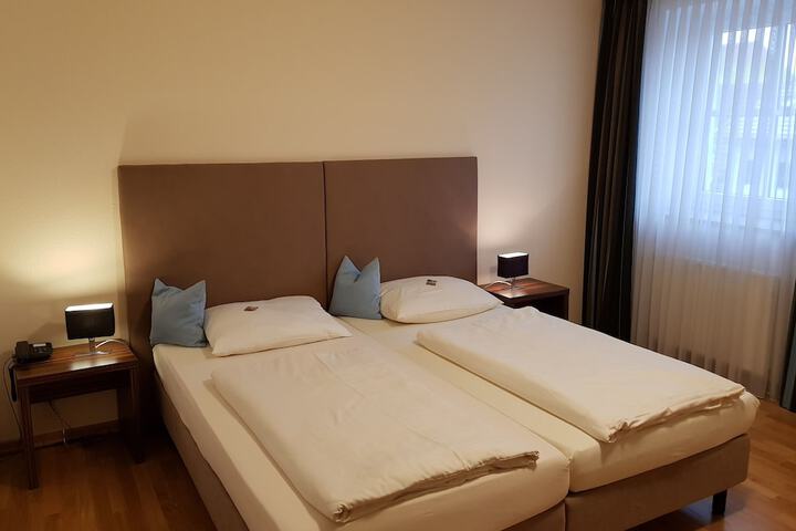 Room 18 of 47