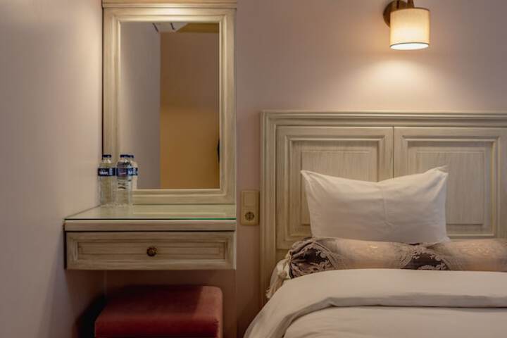 Room 13 of 56