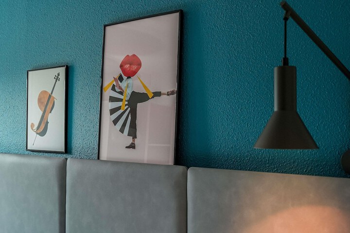 Room 51 of 127