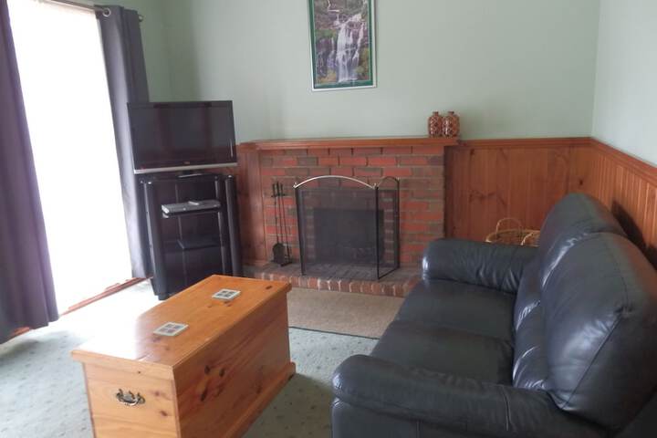 Room 6 of 35