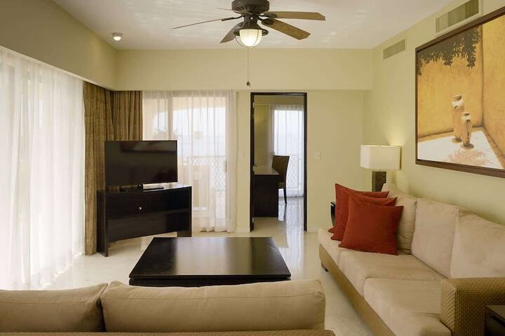 Room 25 of 186