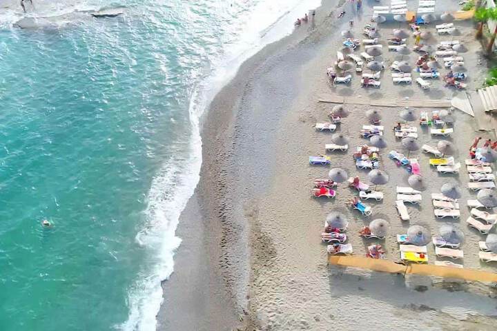 Beach 43 of 52