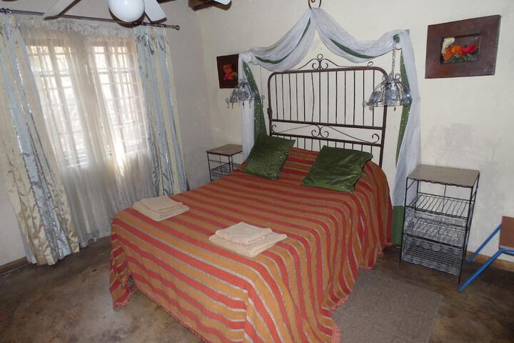 Room 9 of 53