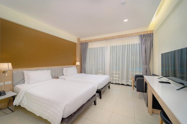 Room 9 of 74