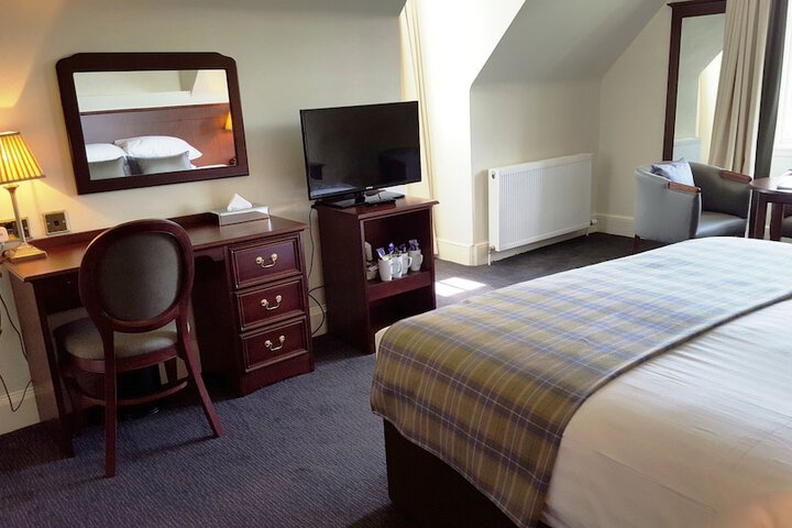 Room 54 of 153