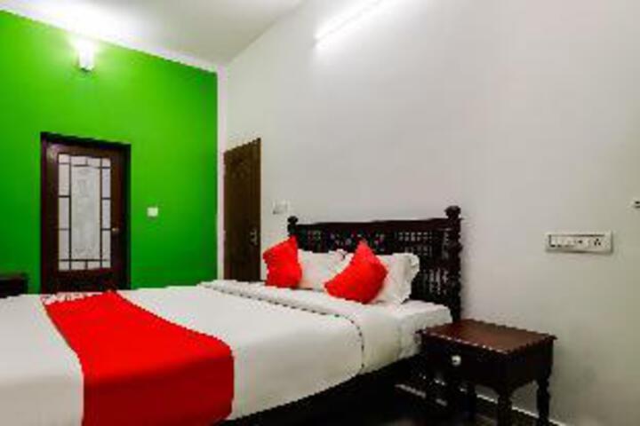 Room 15 of 23