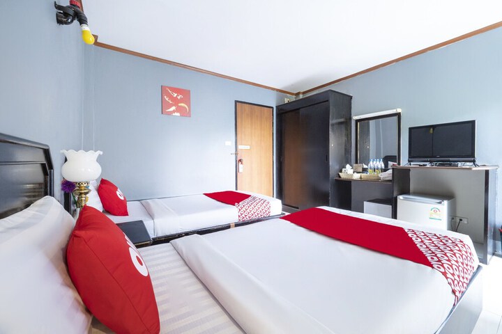 Room 6 of 25