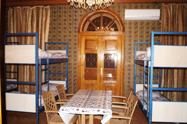 Room 8 of 26