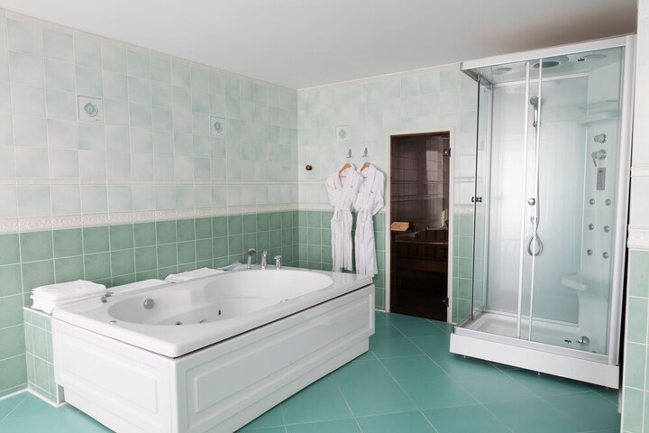 Room 29 of 46