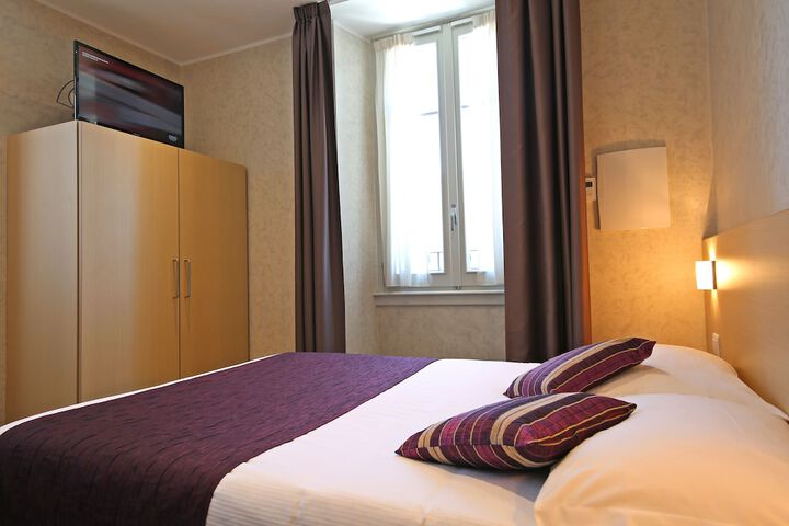 Room 18 of 55