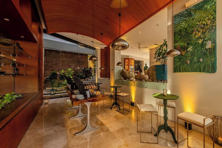 Lobby Photos