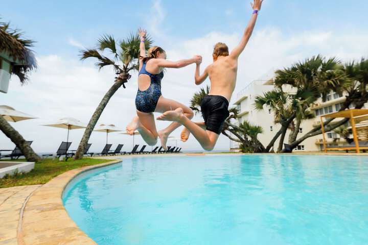 Pool 146 of 343