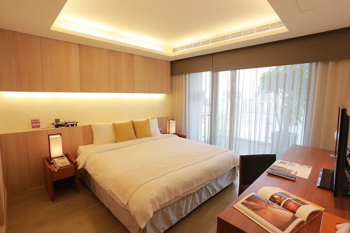 Room 20 of 76