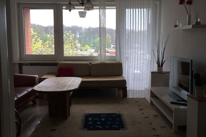 Room 8 of 11
