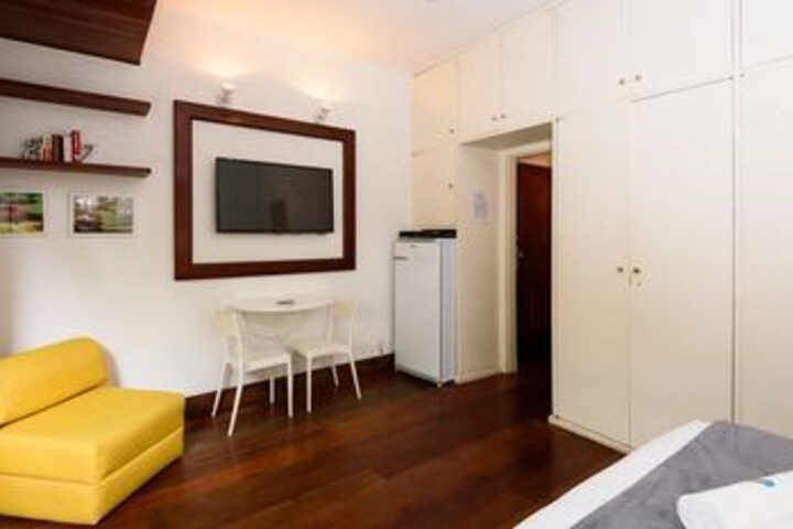 Room 17 of 20