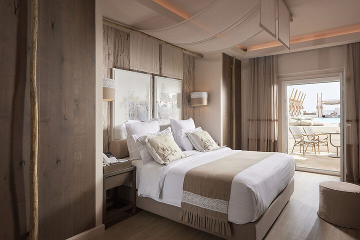 Room 42 of 184