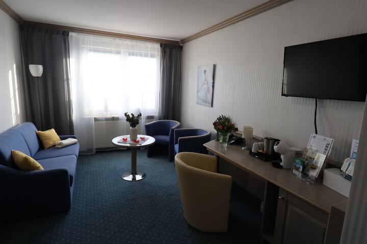 Room 25 of 67