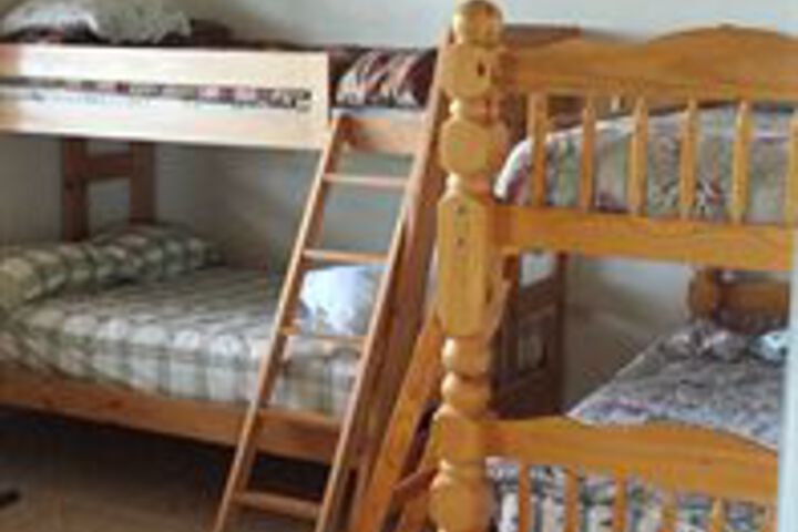 Room 9 of 28