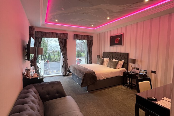 Room 46 of 65